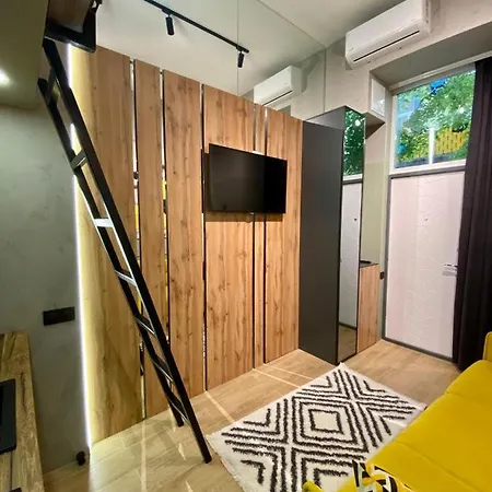 Apartment Leogrand On Filatova 12
